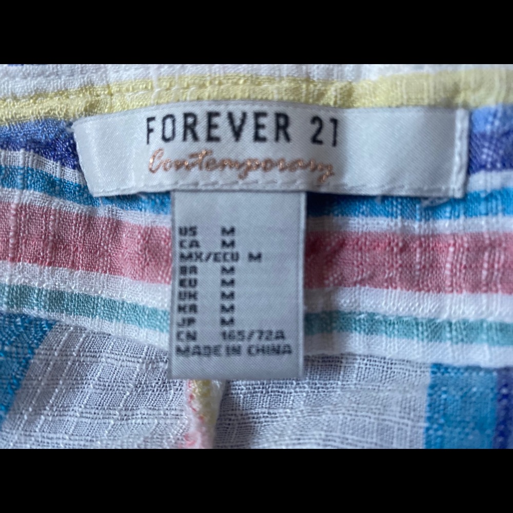 Forever 21 colorful linen skort with buttons - Picture 8 of 8